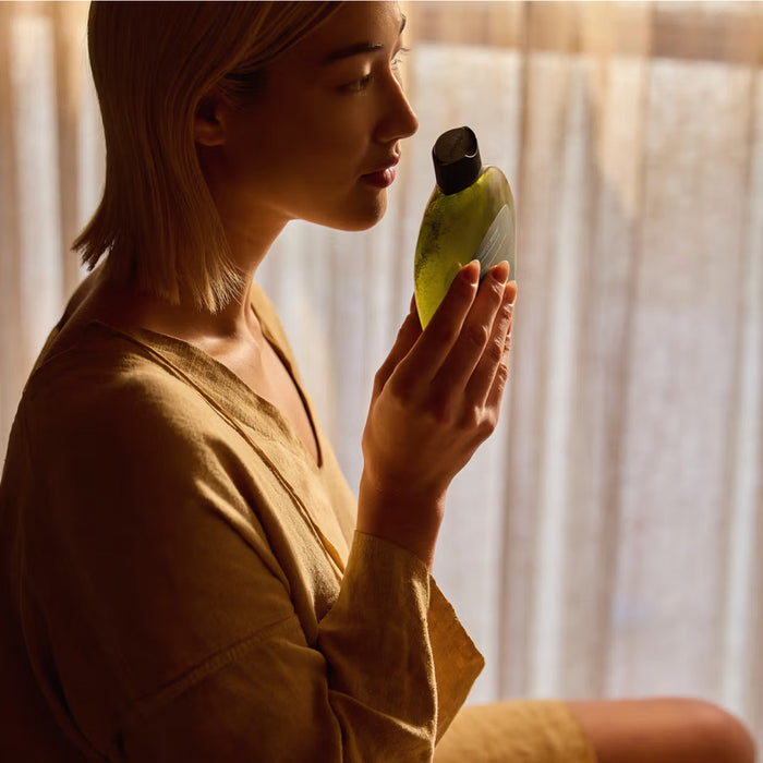 ANTIPODES Peach Freesia Smooth & Hydrate Conditioner 340ml